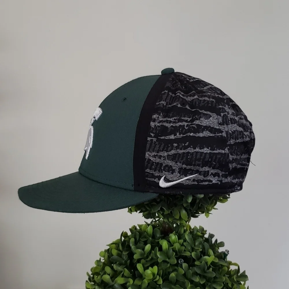 Nike Michigan State Spartans baseball hat, one size, snap back.